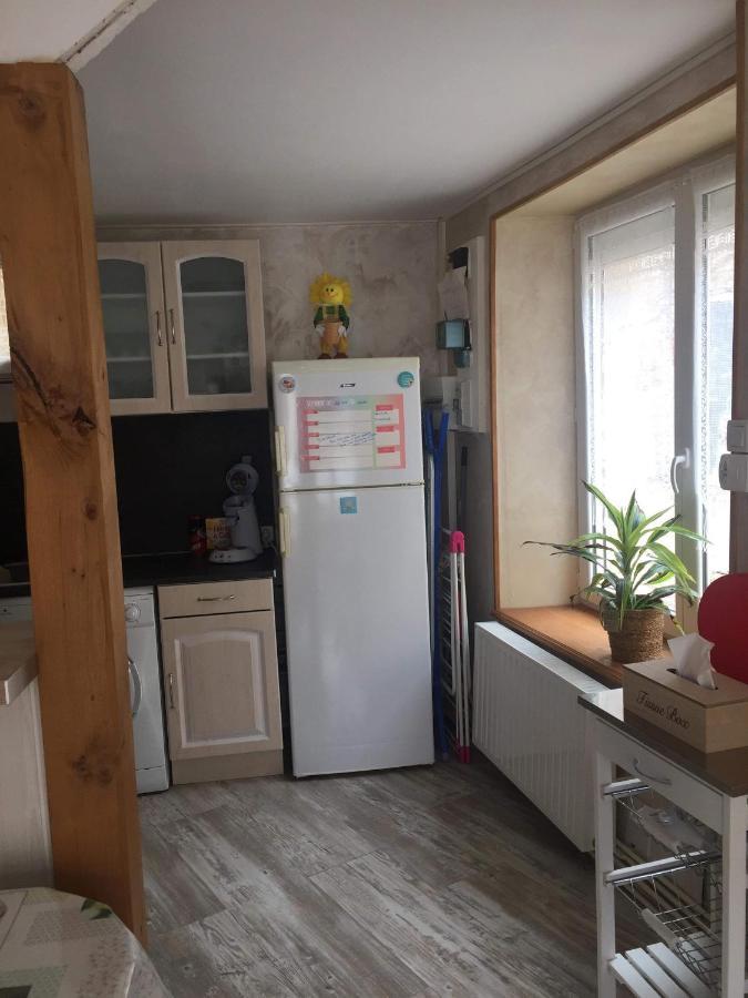 Petite Maison Au Coeur De L Auvergne Jumeaux Exterior foto