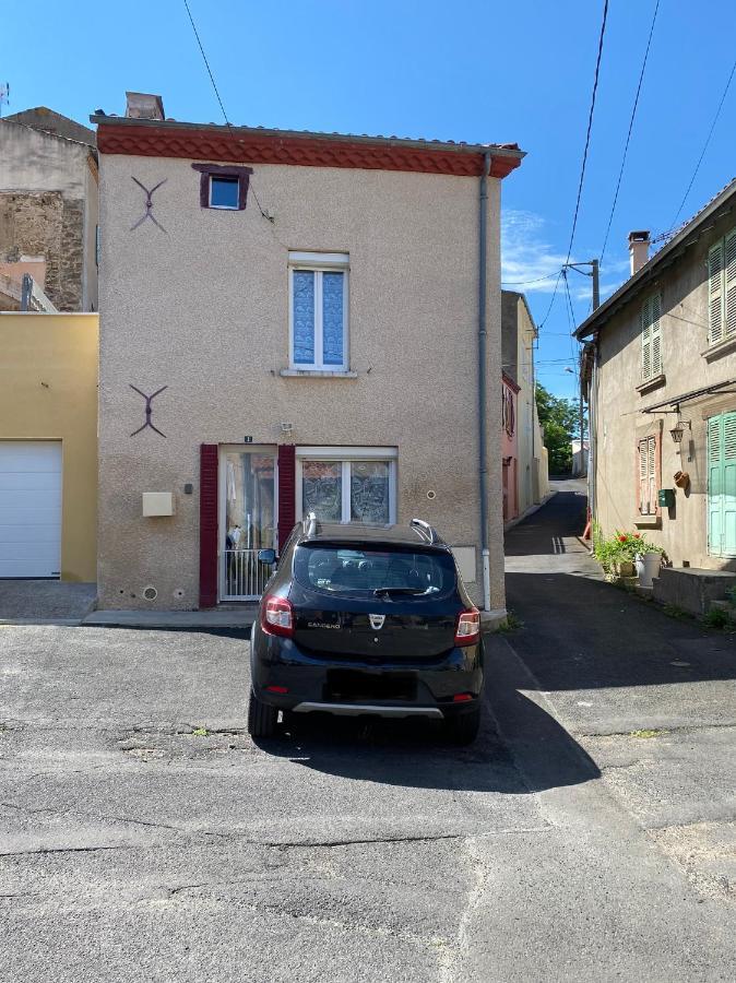 Petite Maison Au Coeur De L Auvergne Jumeaux Exterior foto